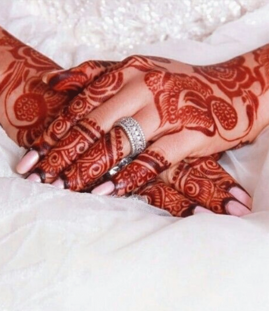 BEAUTI BHRWAN MEHNDI DESIN