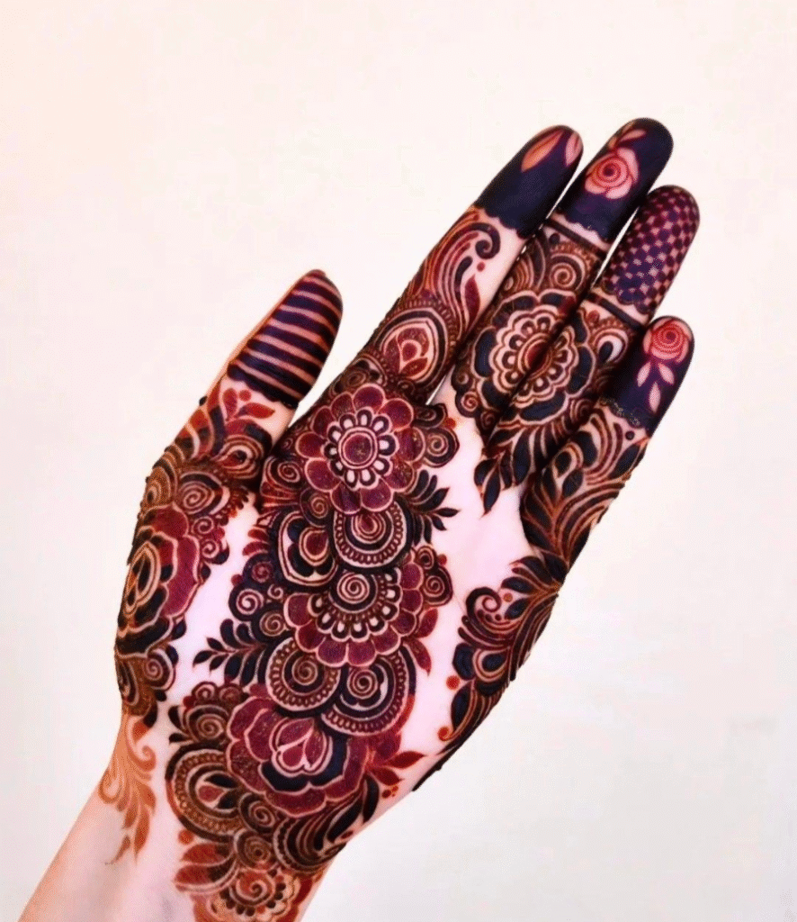 BEAUTI SIMPLE BHRWAN MEHNDI DESIGN