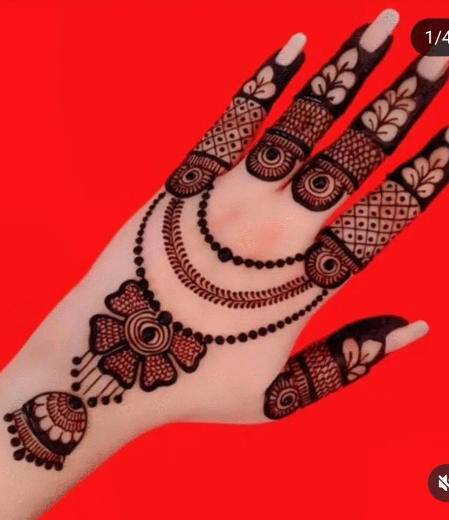 LITTLE ENGAGMENT MEHNDI DESIGN