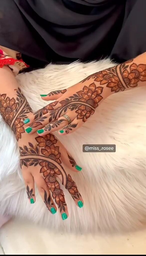 NEW DUBAI MEHNDI DESIGN