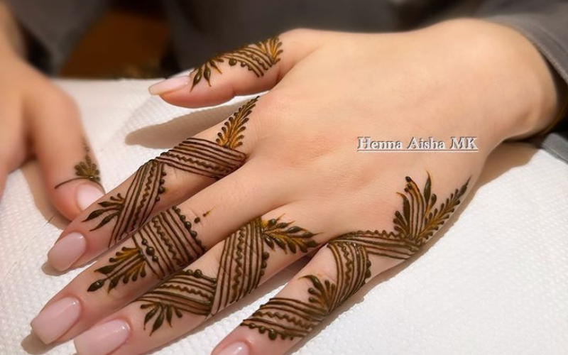 beautiful-finger-mehndi-design