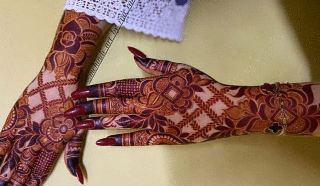 bridal-back-hand-mehndi-design-arabic