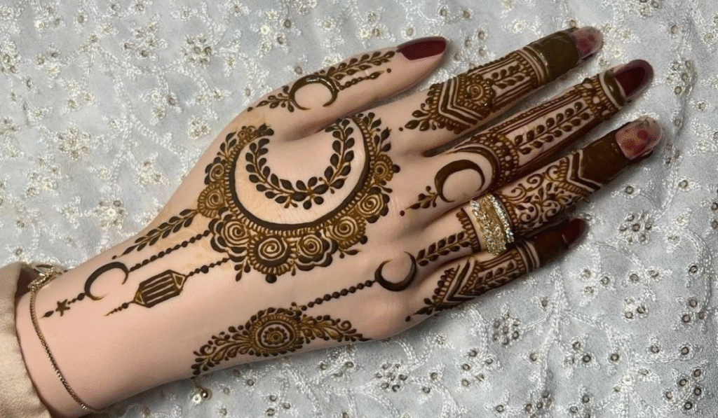 easy-mehndi-designs-for-eid