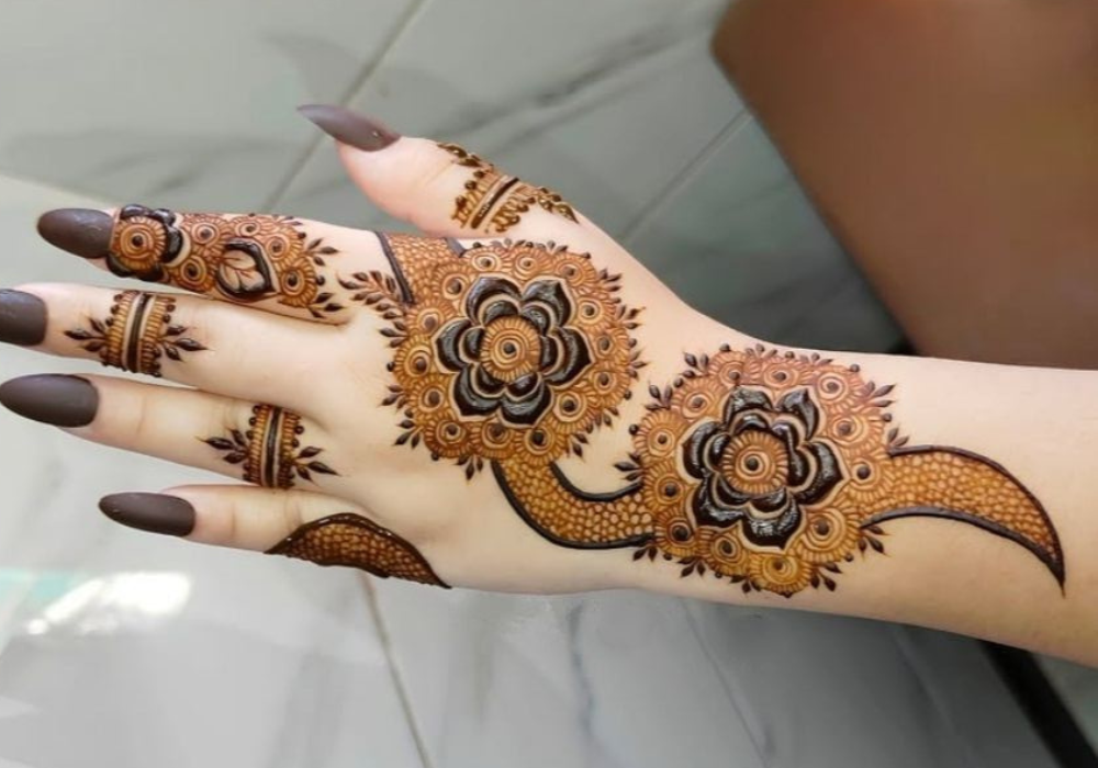 easy-simple-circle-mehndi-design