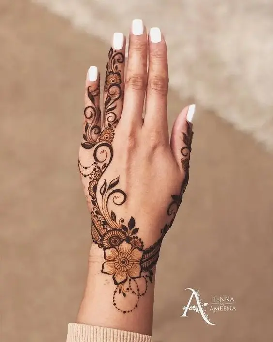 elegant-bel-mehndi-design