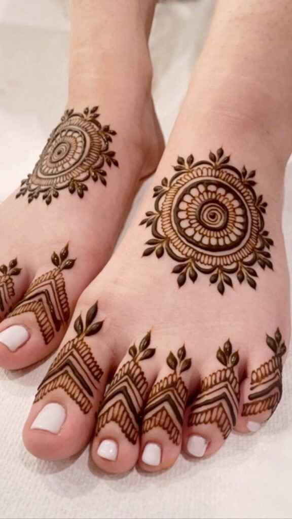 floral mehndi for feet