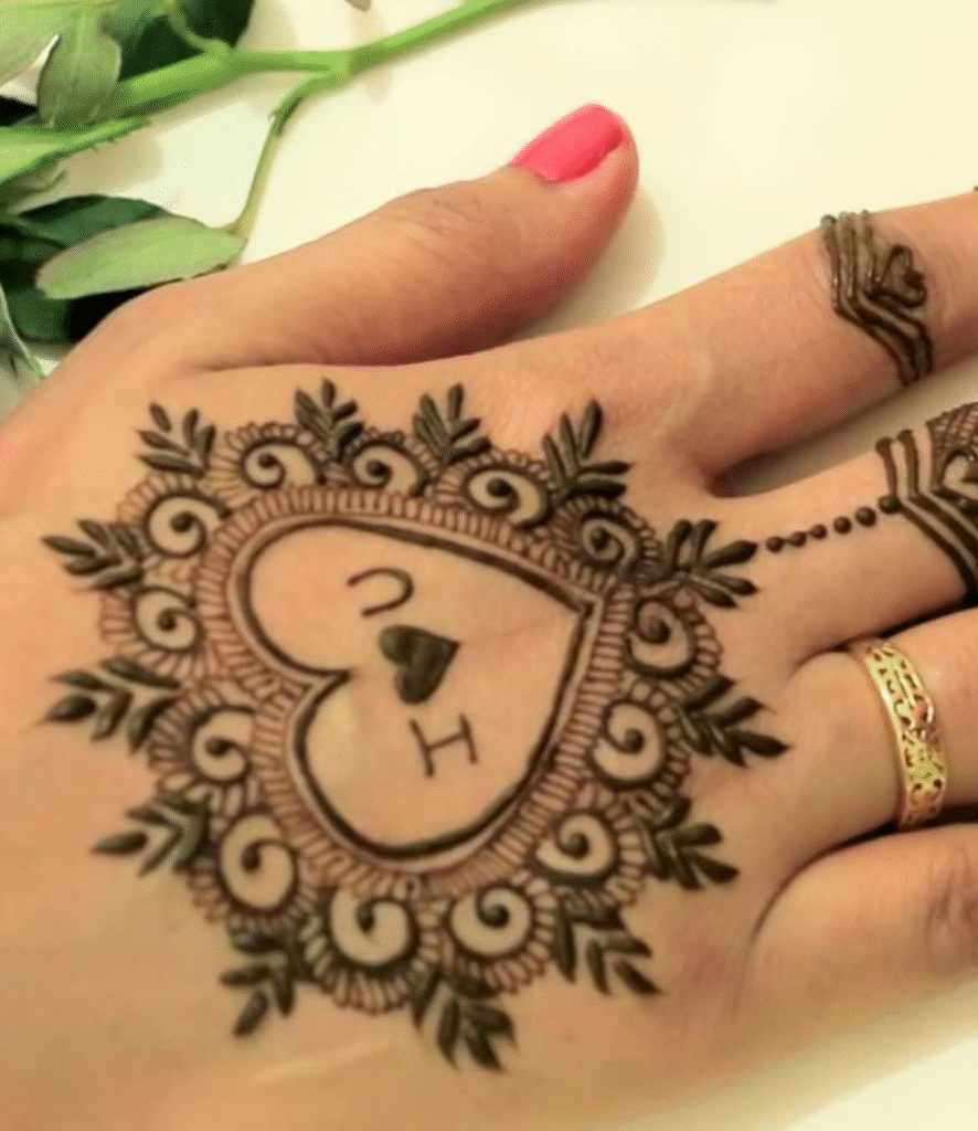 large heart mehndi design