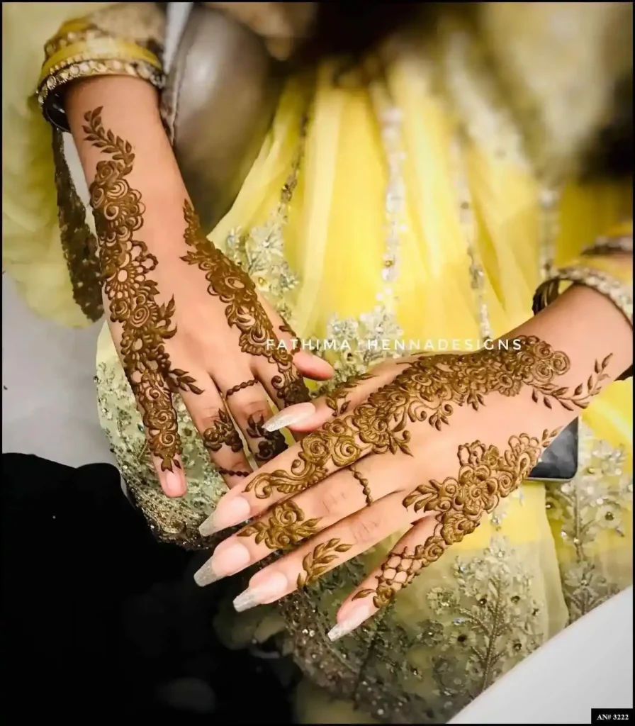 left-hand-mehndi-design-aesthetic