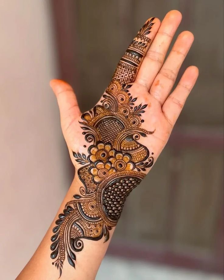 left-hand-mehndi-design-back-simple