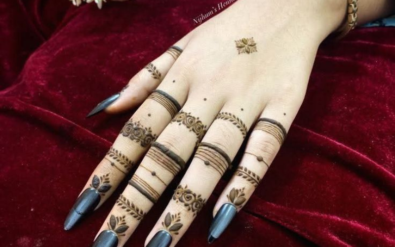 mandala-finger-mehndi-design