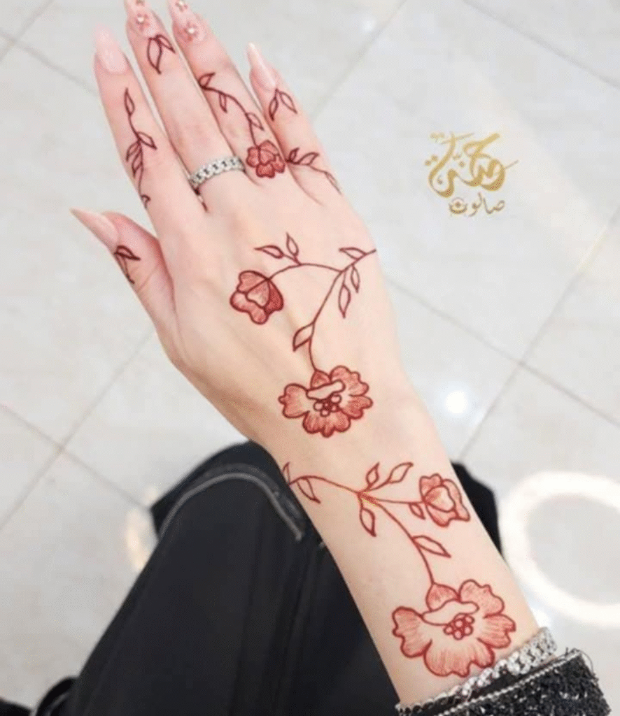simple flower short mehndi
