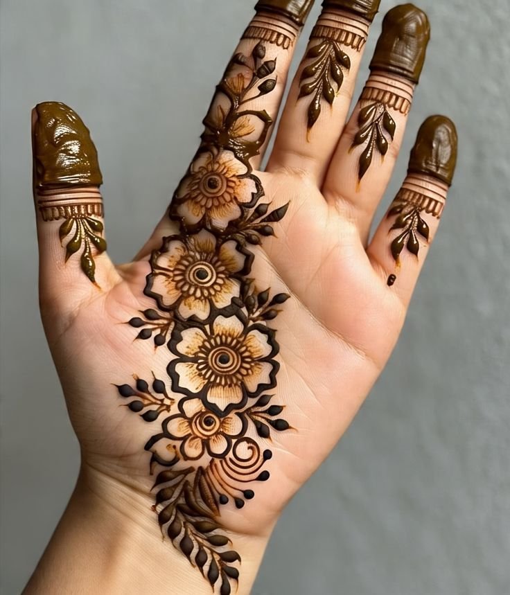 stylish-left-hand-mehndi-design-front