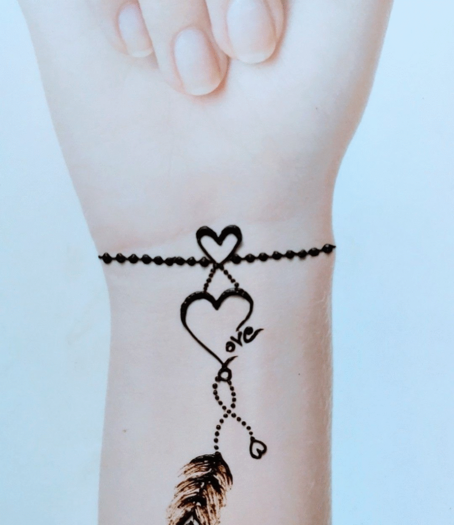 thumb heart mehndi design