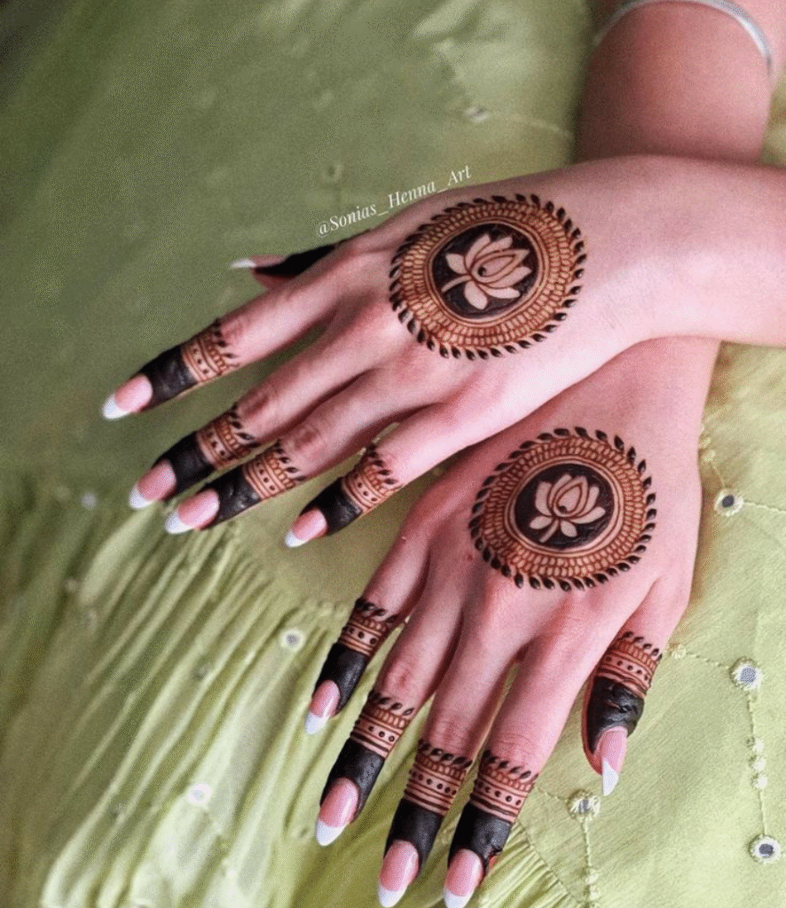 aesthetic lotus mehndi design simple and beautiful