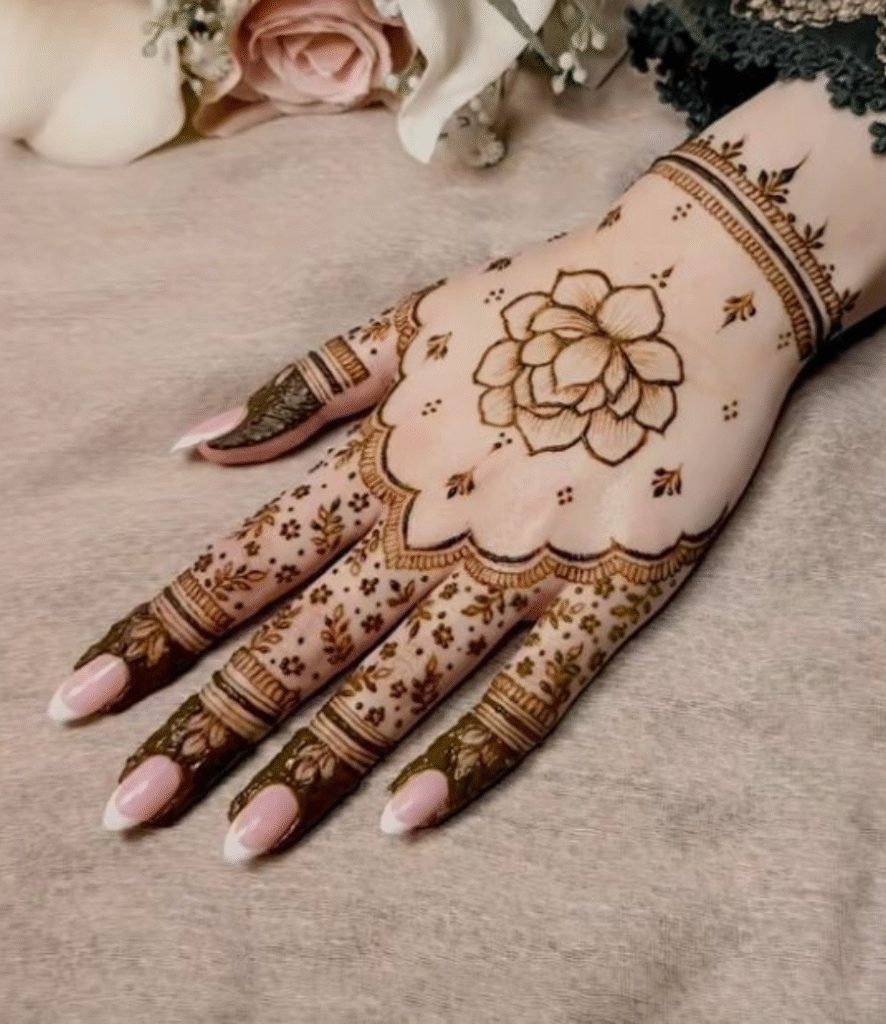 lotus mehndi design back hand simple
