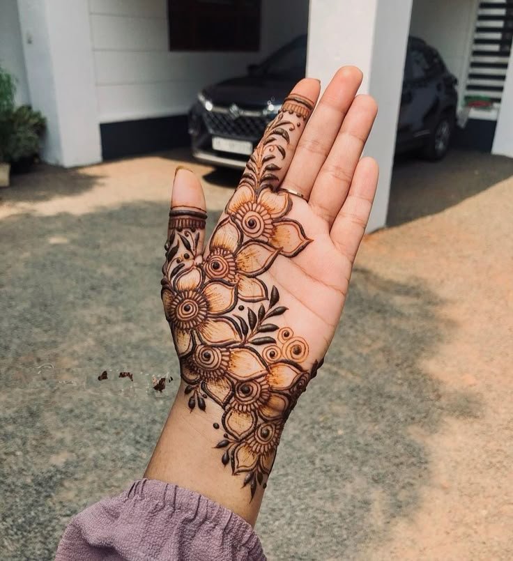 patch-mehndi-design-arabic