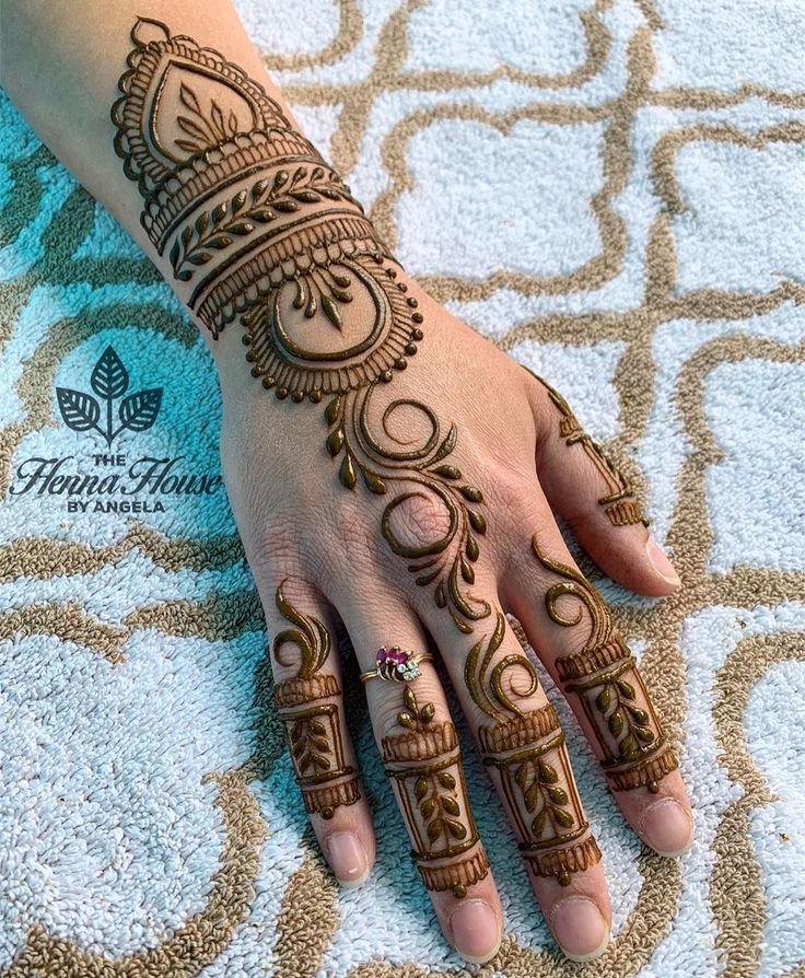 right-hand-mehndi-design-bridal