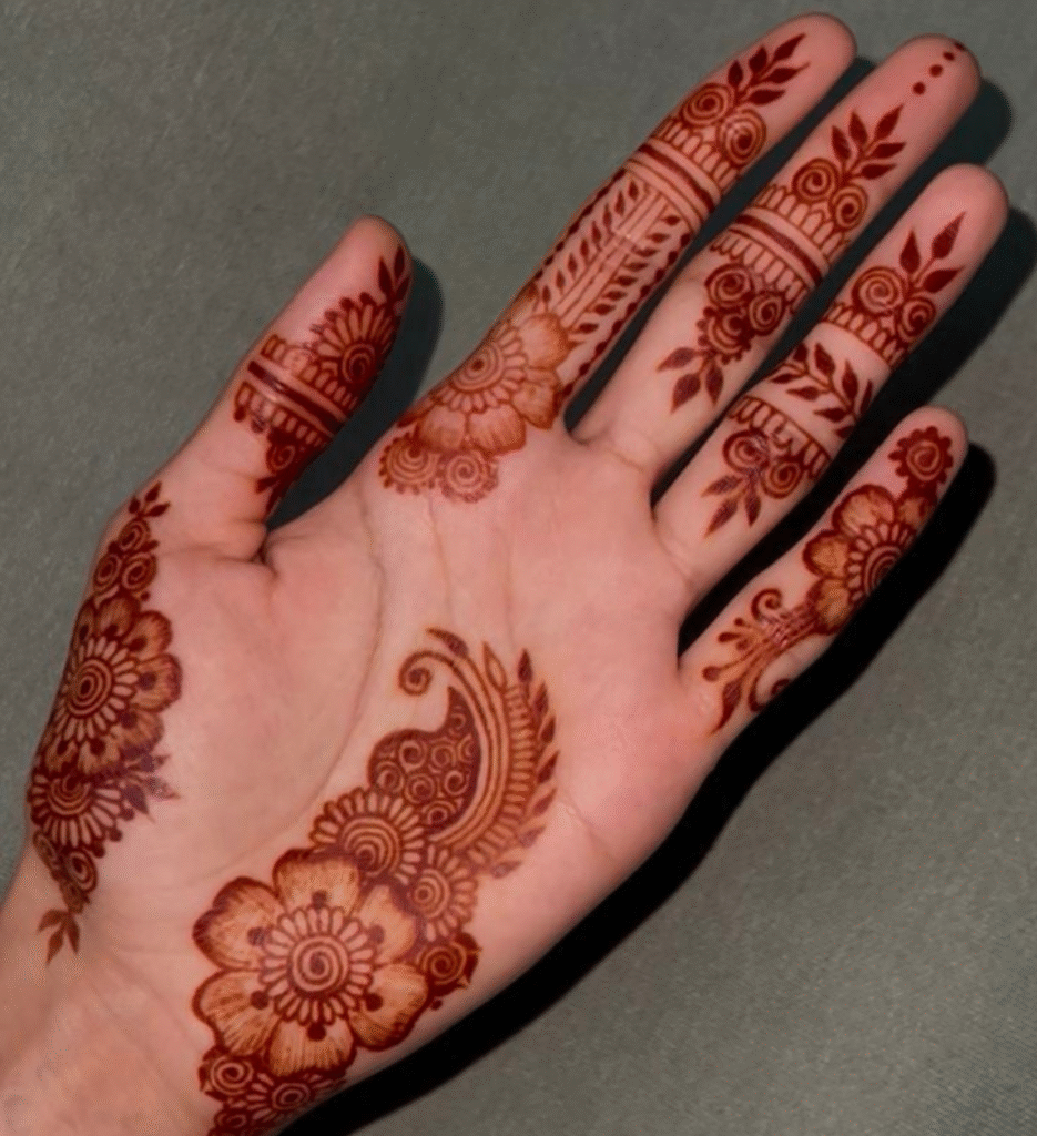 cute design henna for front