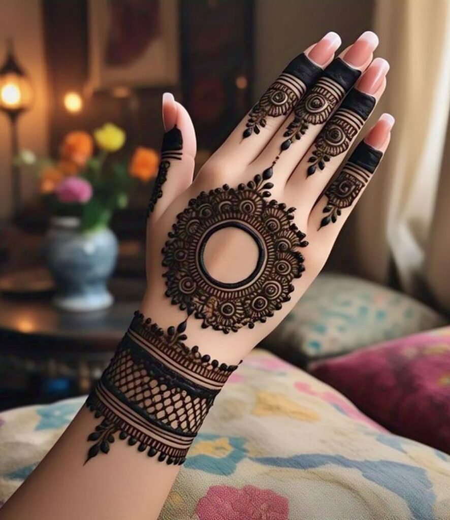 elegant afghani mehndi design
