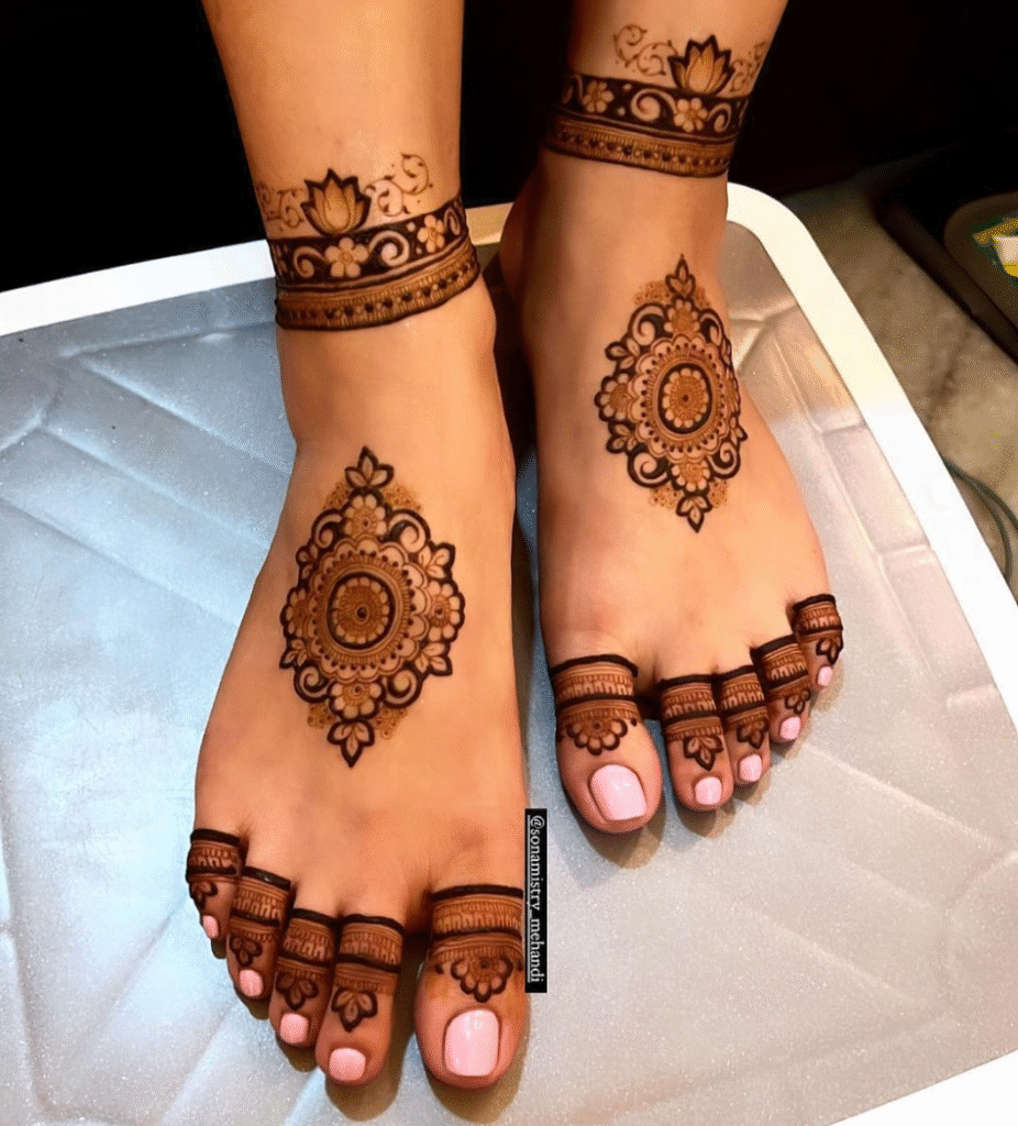 leg mehndi design for party