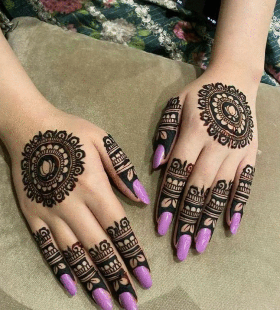 pretty bride sister mehndi