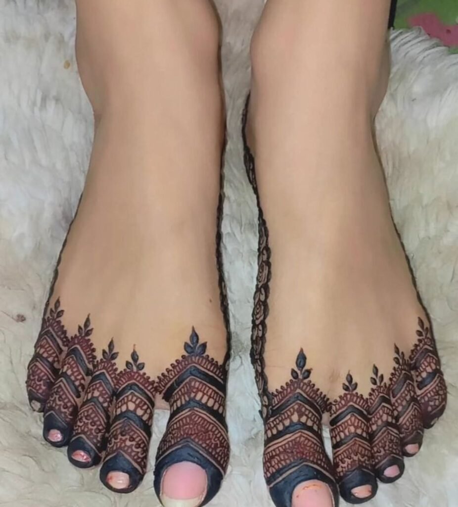 Toe Accent Mehndi