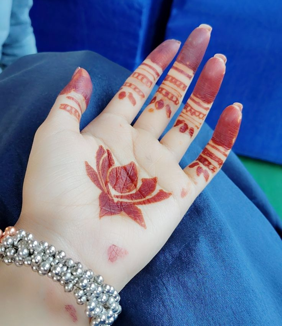 ajanta lotus mehndi design