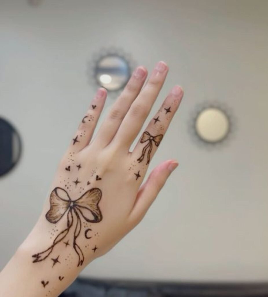 Minimalist Winged Accents