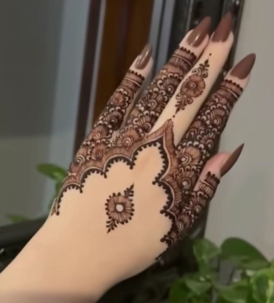  Hath Phool Reimagined in Henna
